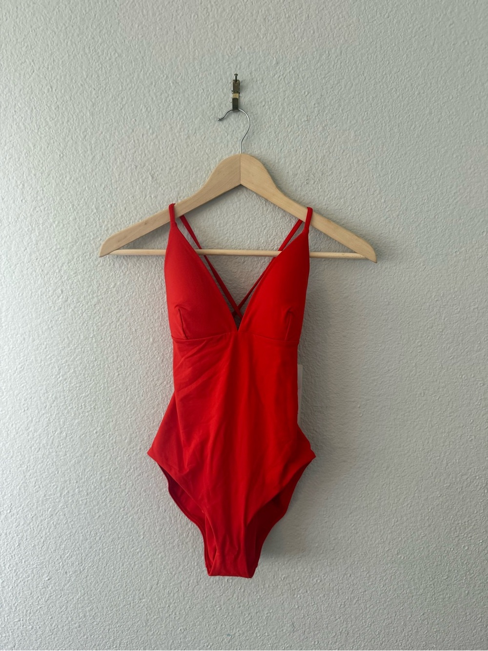 CALIA Triangle Strappy Back Fresh Red One Piece Swimsuit NWT size 4